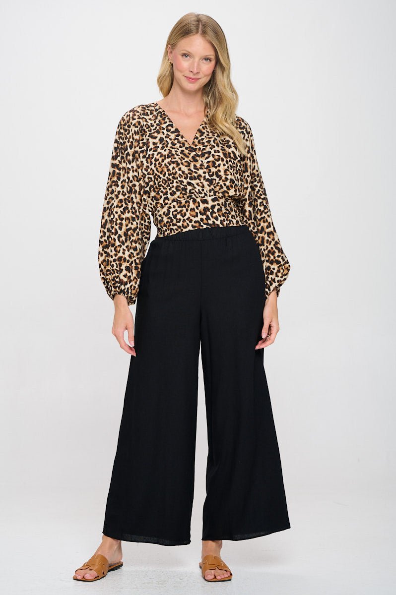 Leopard Print V neck Top with Smock Detail Reneecollection